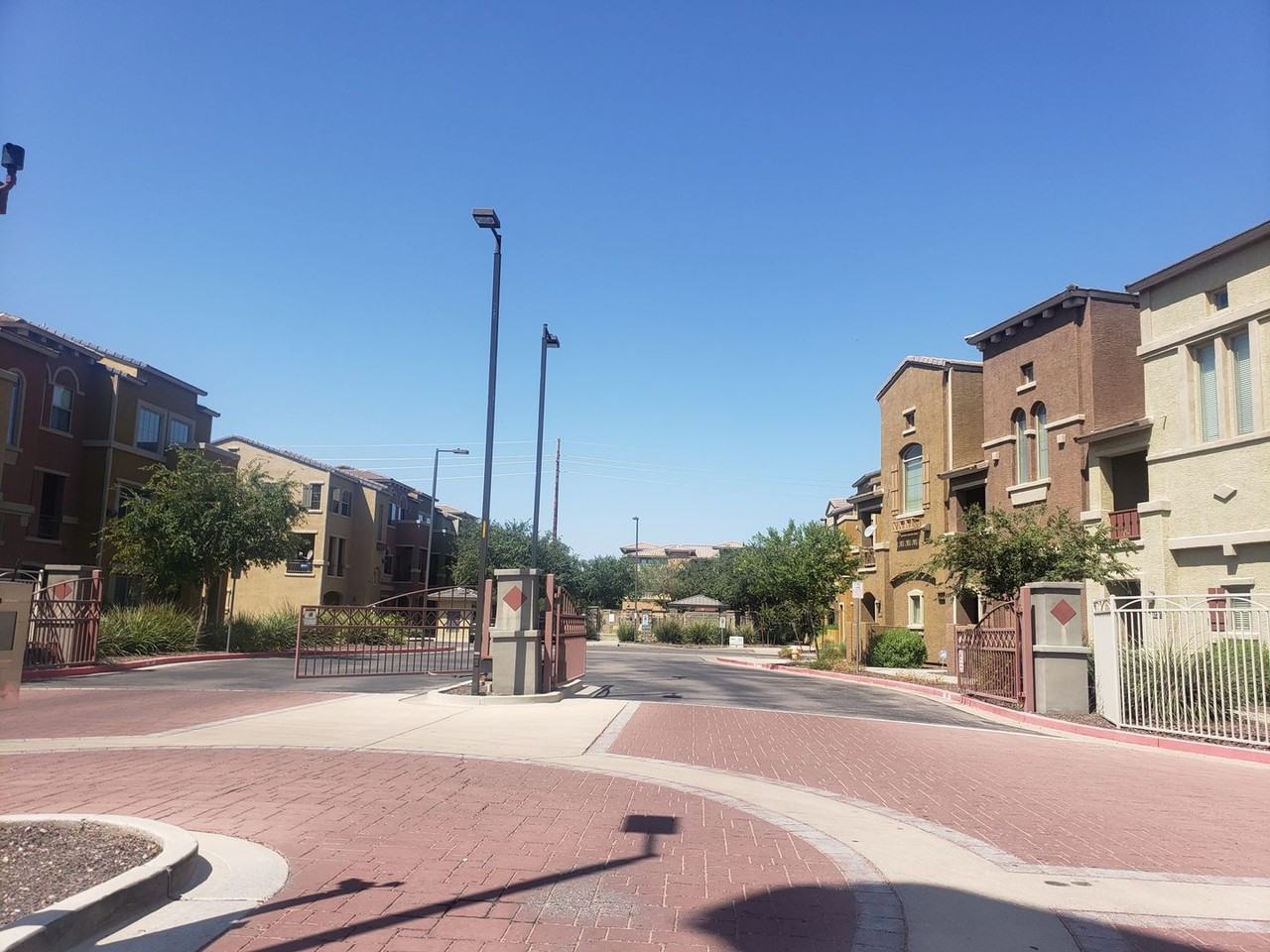 900 S 94th St #1045 - Photo 4 of 16