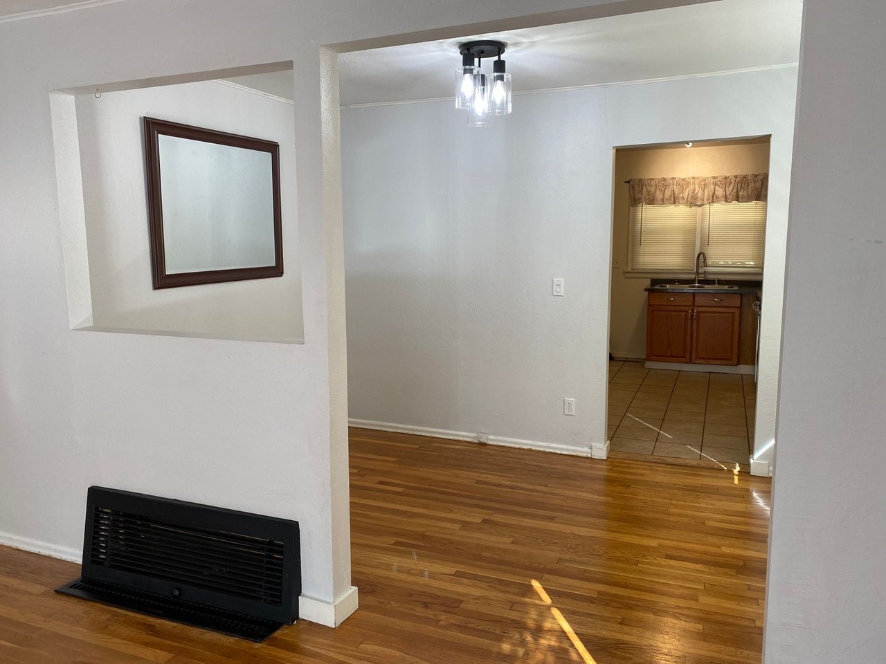 407 E 18th Ave - Photo 6 of 22