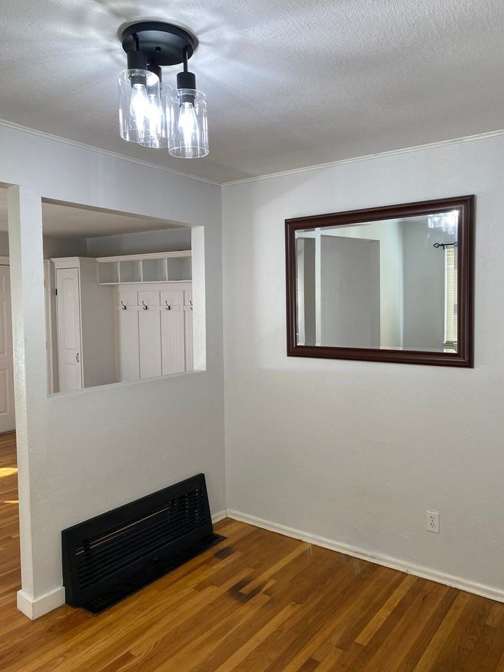 407 E 18th Ave - Photo 7 of 22