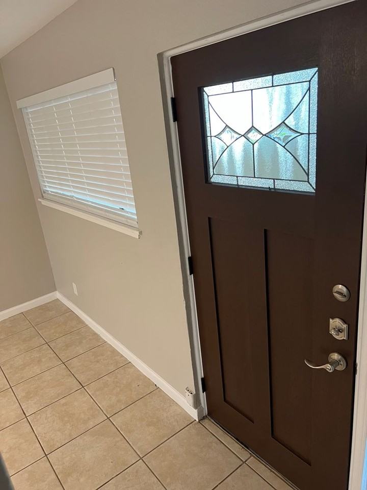 2413 Leon Street - Photo 6 of 16