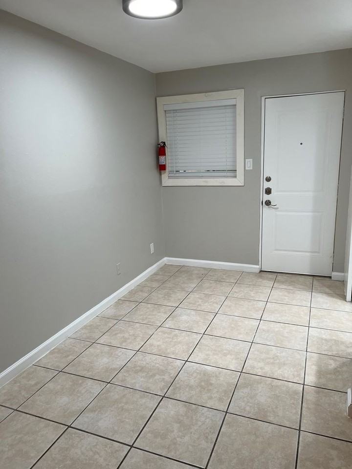 2413 Leon Street - Photo 7 of 16