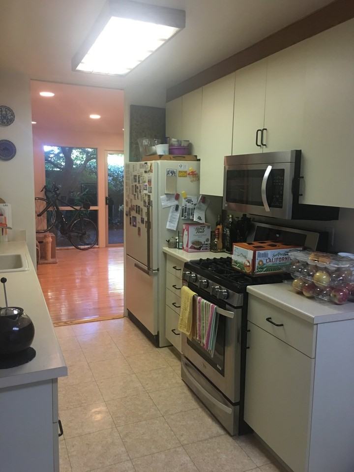 122 Surrey Lane - Photo 4 of 18