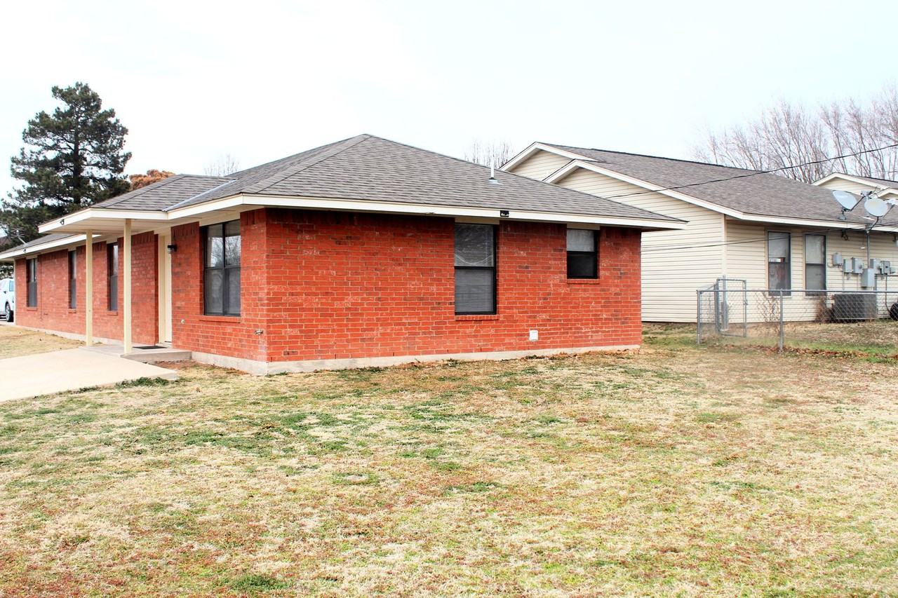 1916 Southwest East Avenue #B - Photo 2 of 11