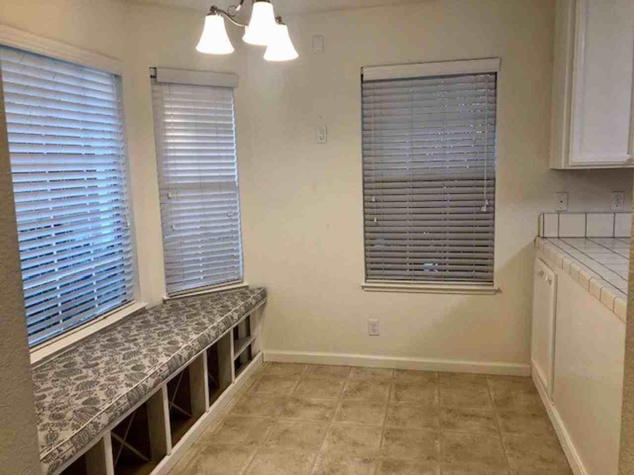 2645 Stamp Mill Ct - Photo 6 of 26