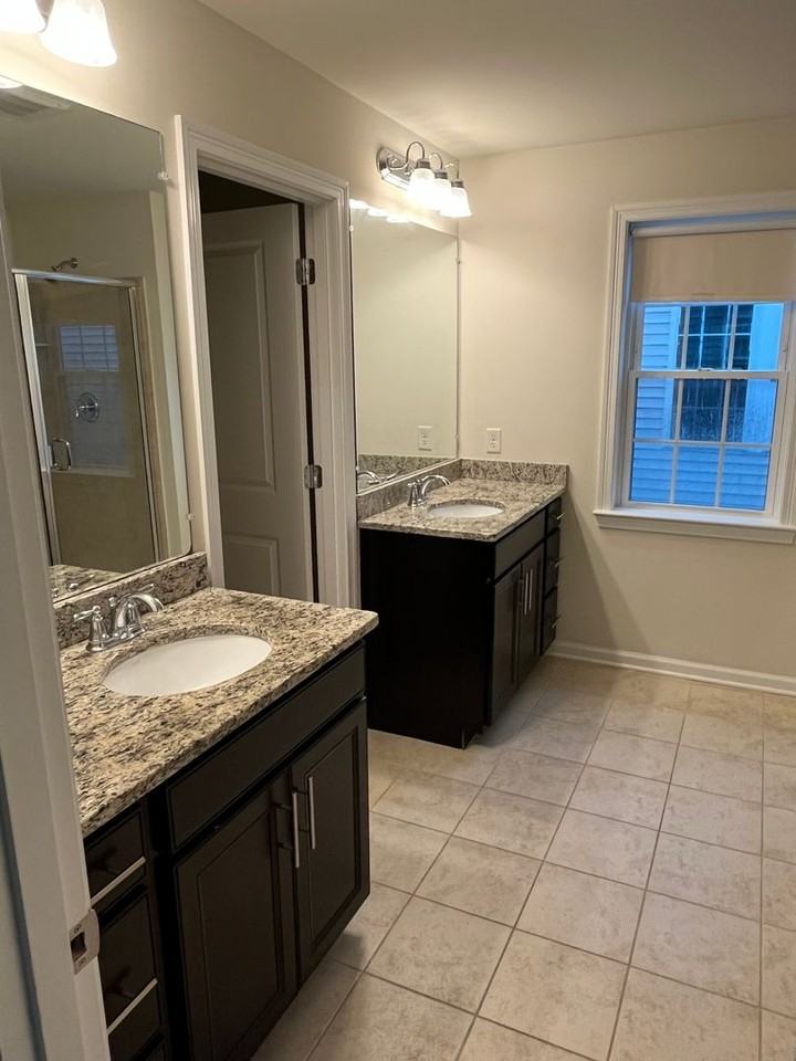 170 Stonehaven Drive - Photo 6 of 31