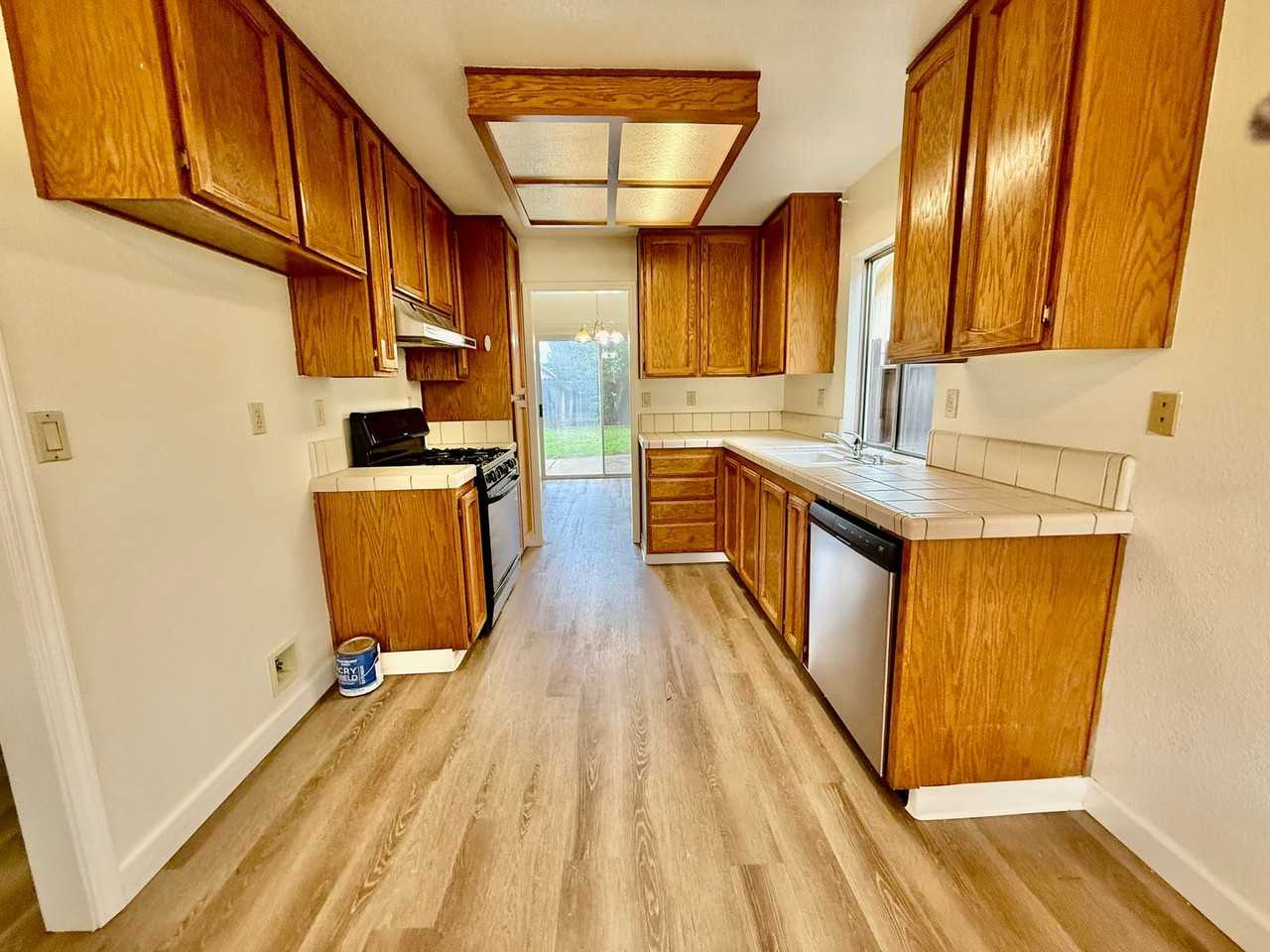 7721 Antelope Hills Dr - Photo 2 of 18