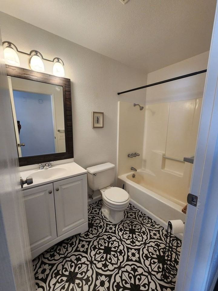 5307 Mariposa Ave - Photo 6 of 14