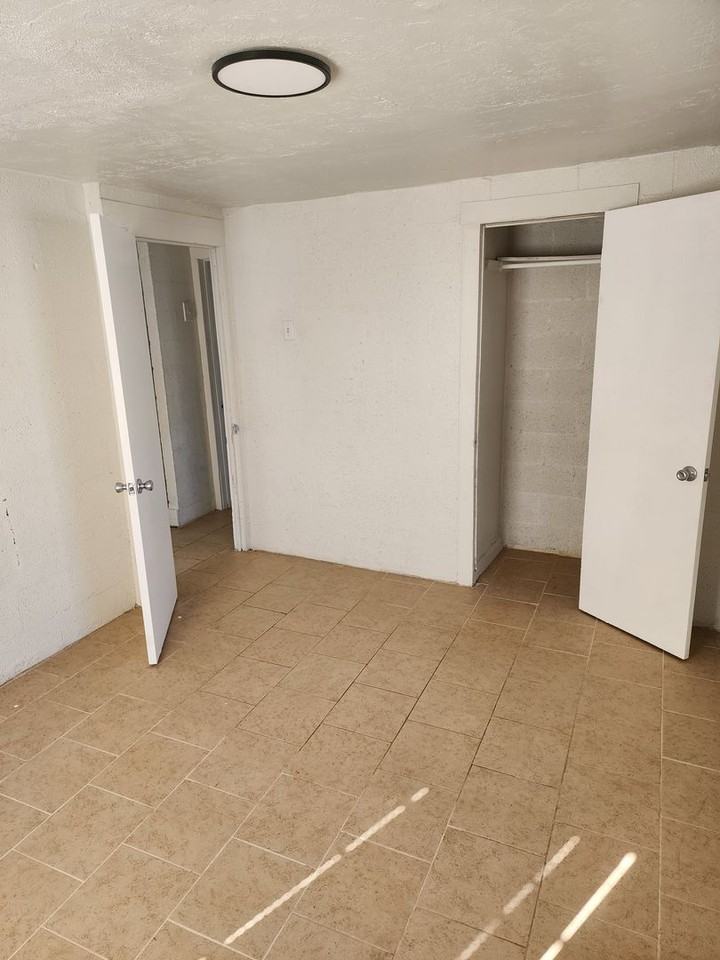 1701 South 5th Street - Photo 5 of 6