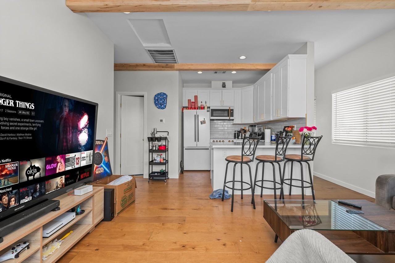 5338 Hewlett Dr - Photo 3 of 17