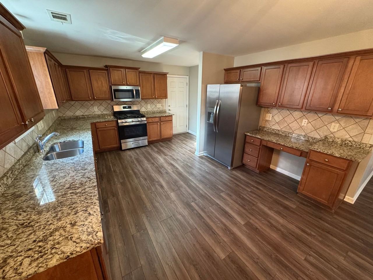 1830 Cooper Lakes Drive - Photo 6 of 24