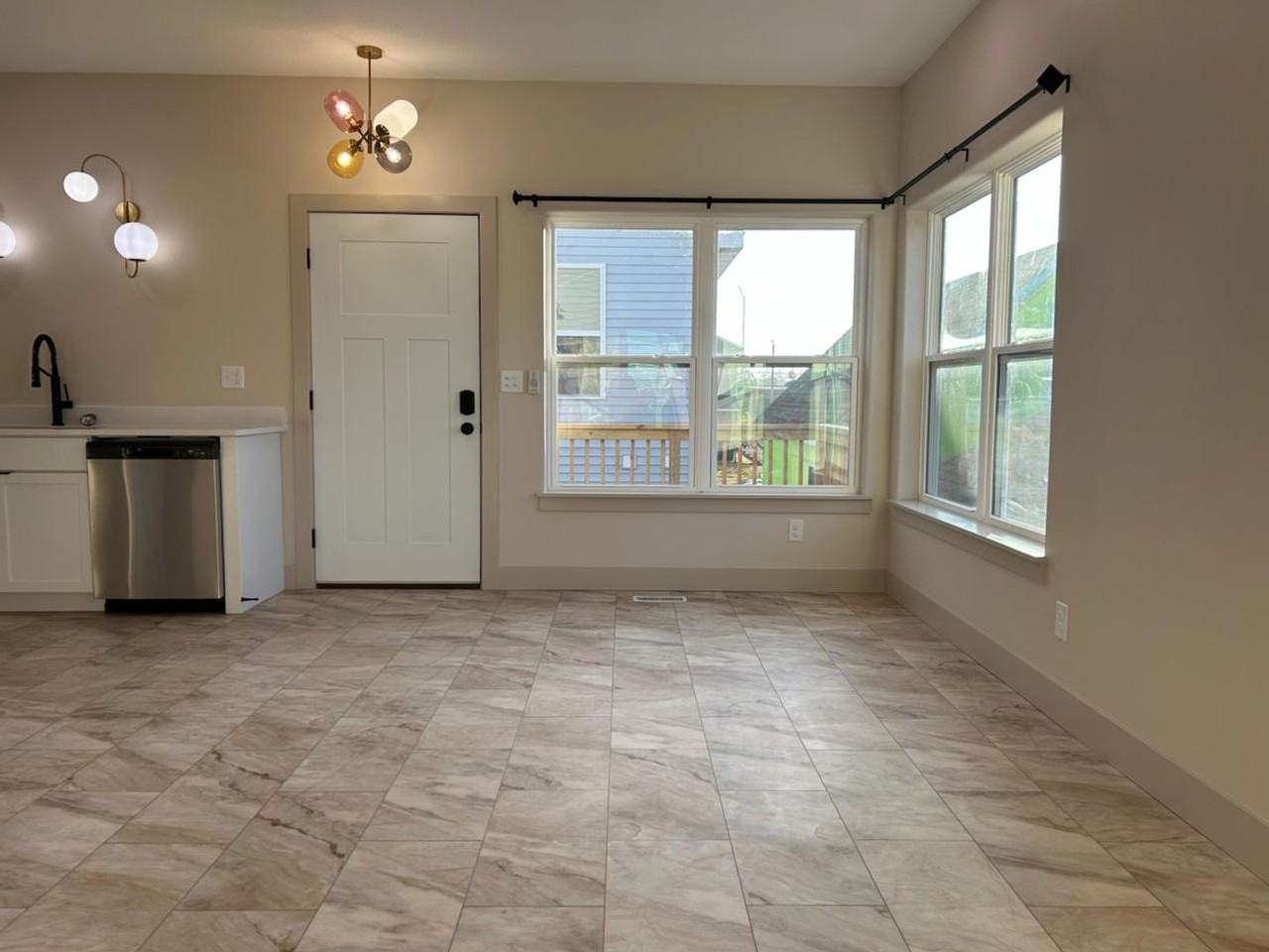 940 M St SW - Photo 3 of 50