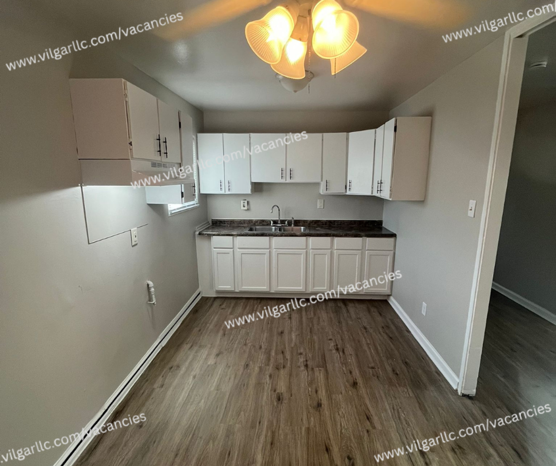 4411 W 19th Plz - Photo 2 of 15