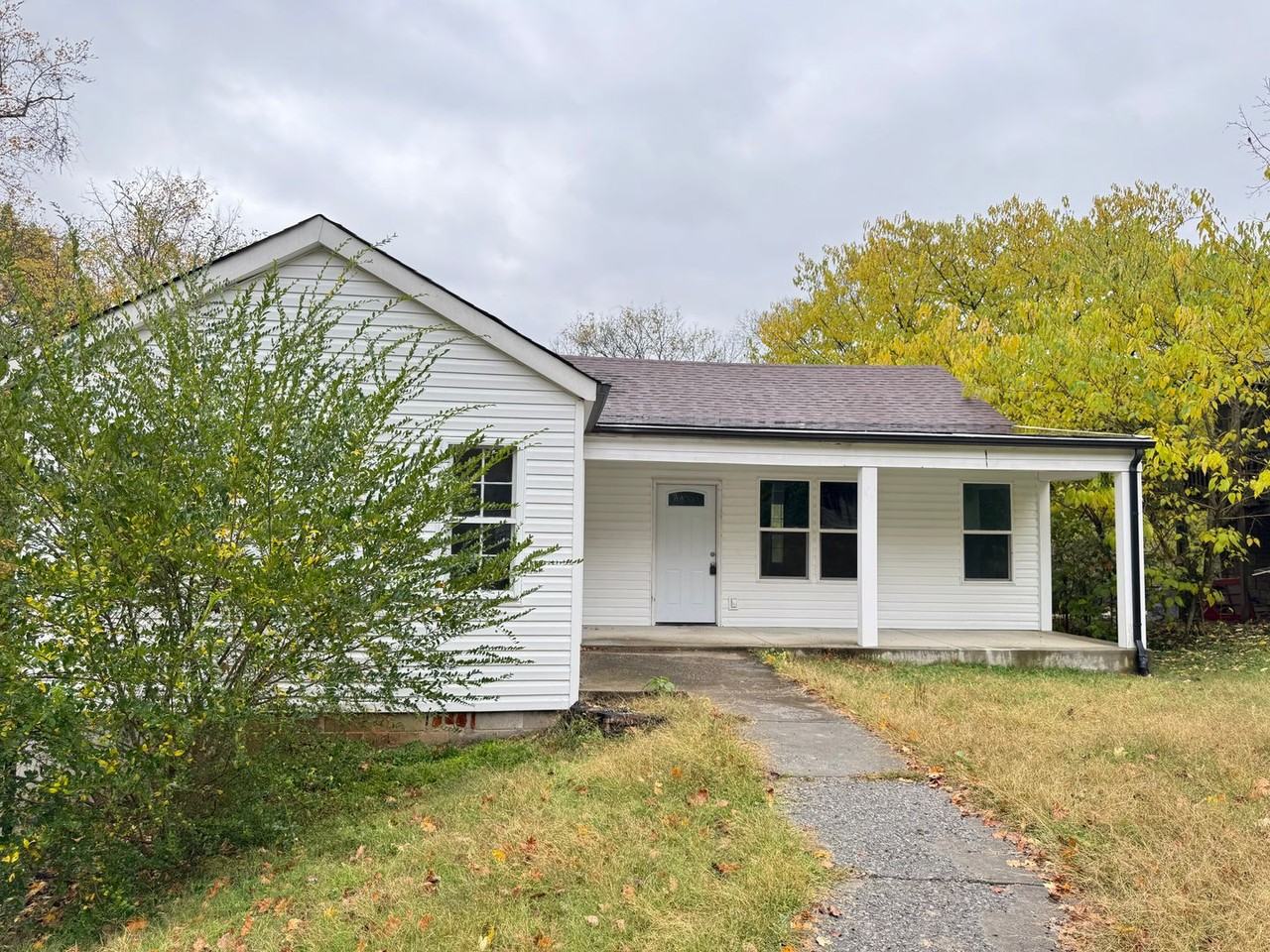 173 Inglewood Drive - Photo 2 of 20