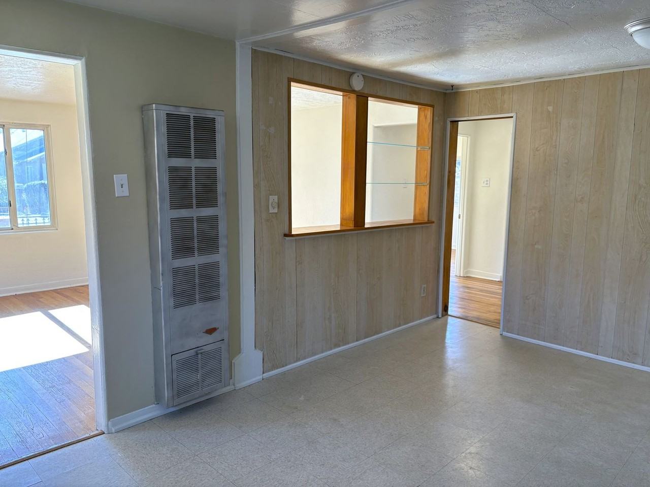 2425 Mountain Rd NW - Photo 4 of 38