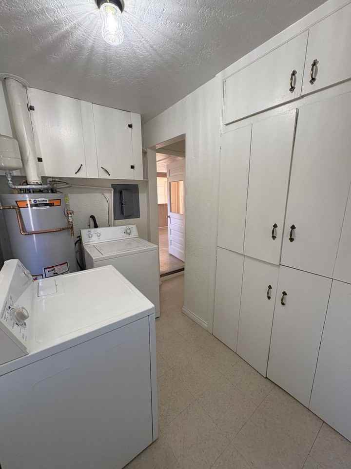 2425 Mountain Rd NW - Photo 7 of 38