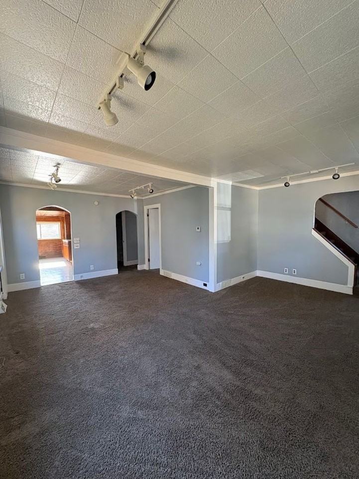 970 Eva Avenue - Photo 2 of 17