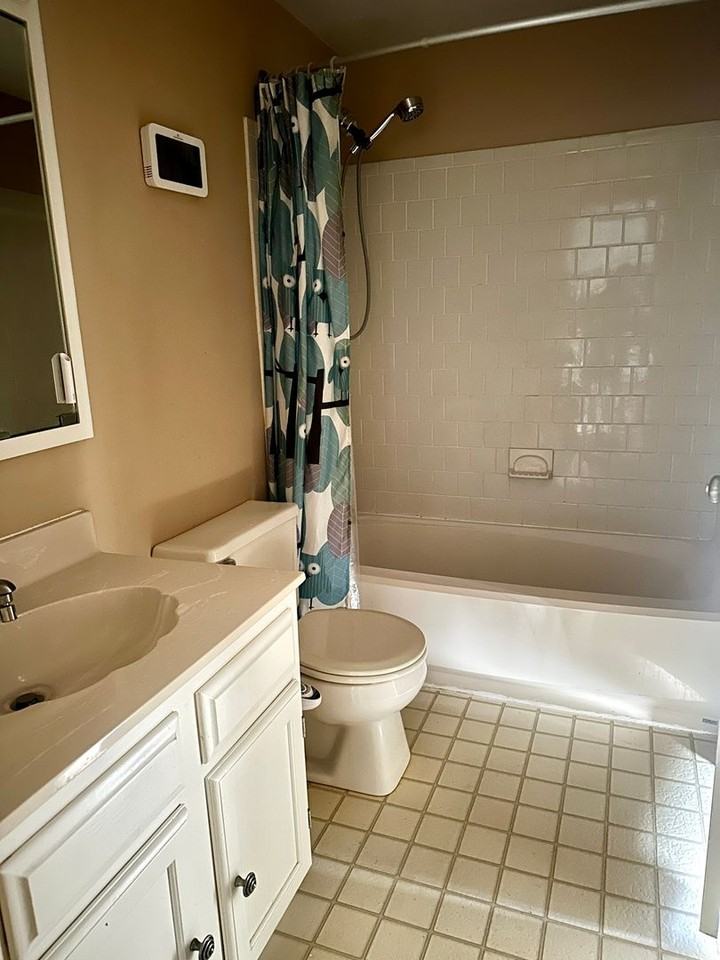 7731 Pomeroy Ct - Photo 6 of 8