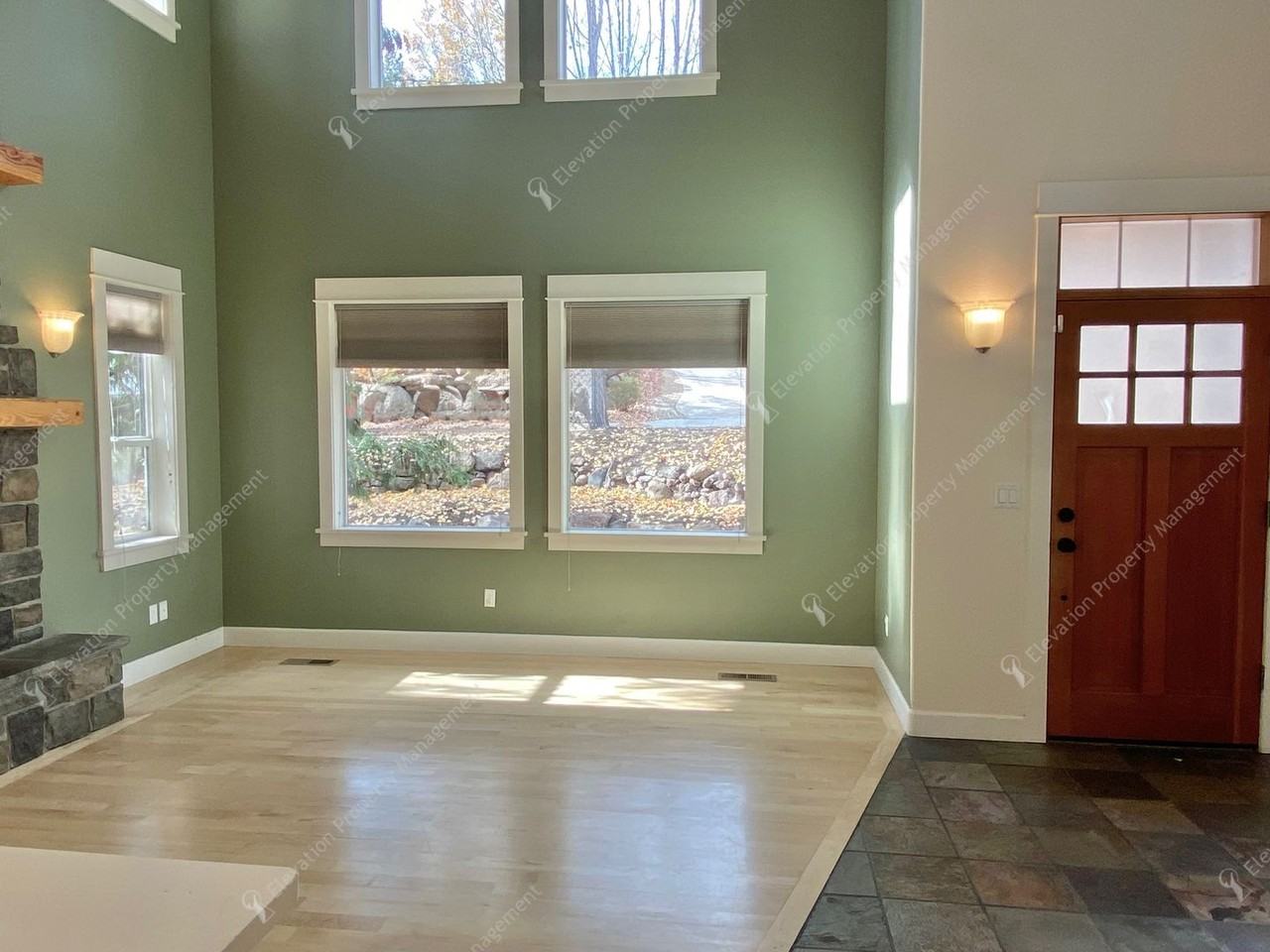 578 Nw Greyhawk Ave - Photo 6 of 44