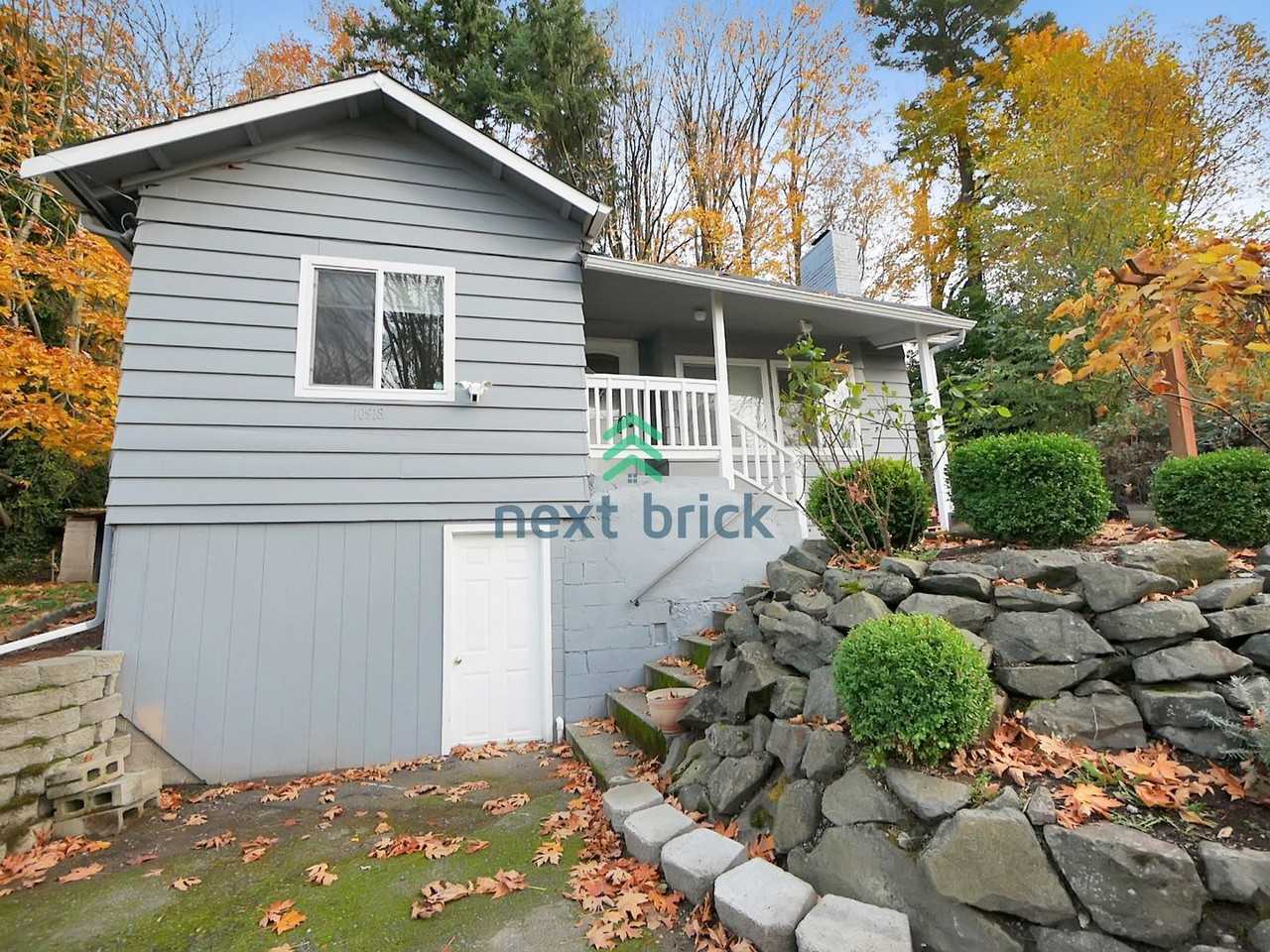 10918 49th Ave S - Photo 2 of 16
