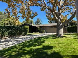 featured image of 498 Kendale Road