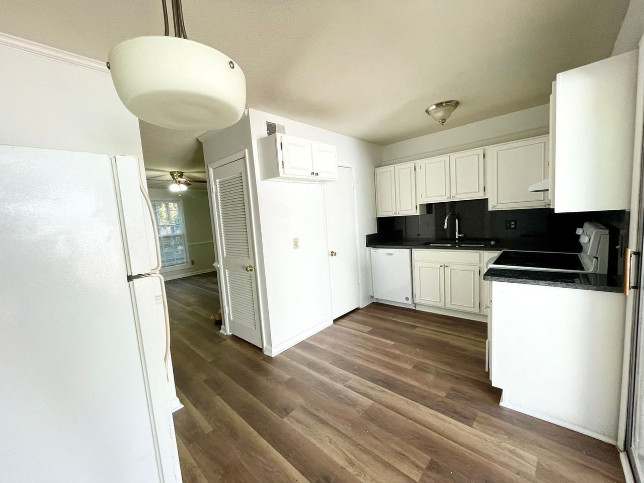 3906 Overbrook Dr #5 - Photo 7 of 15