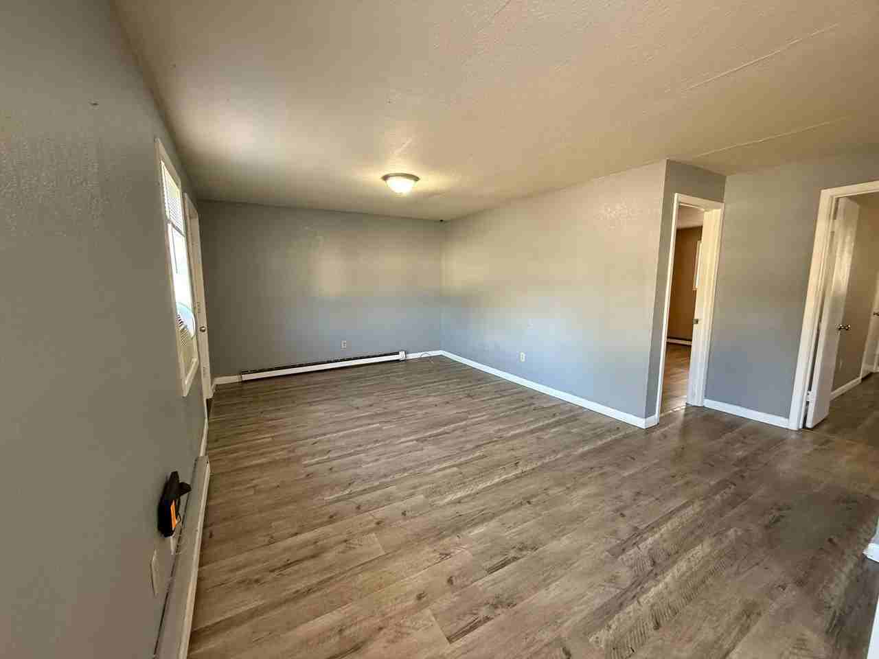 308 N 14th Ave - Photo 3 of 16