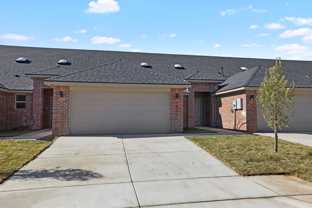 7624 Woodford Ave - Photo 1 of 1