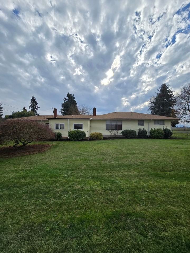 37367 Kgal Dr - Photo 3 of 40