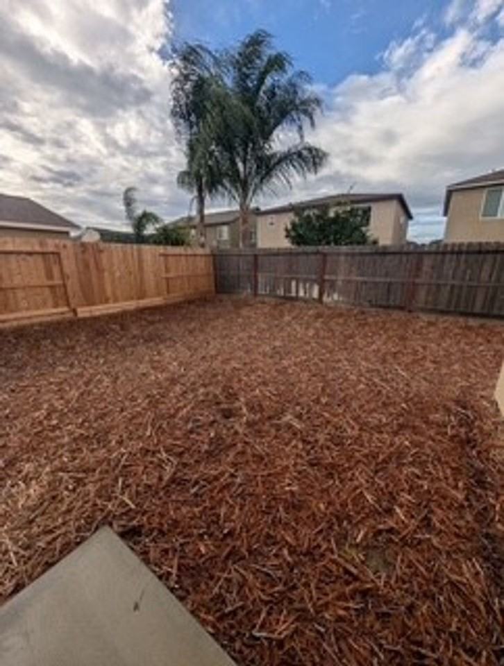 287 Dylan St - Photo 6 of 6