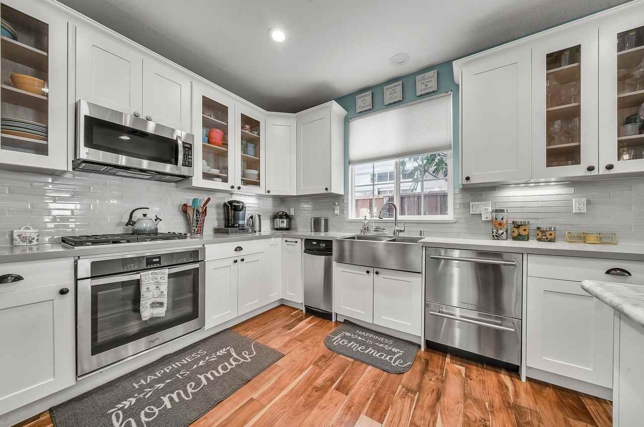 22 Village Square Place - Photo 6 of 15