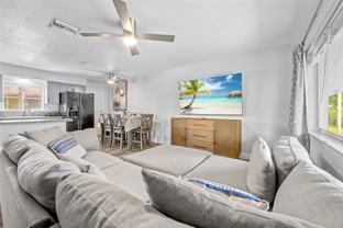 1208 Northeast 5th Avenue #3 - Photo 1 of 1