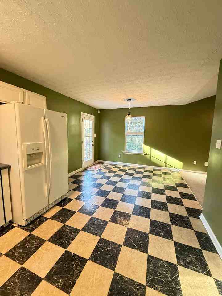 120 Fair Havens Dr - Photo 3 of 10