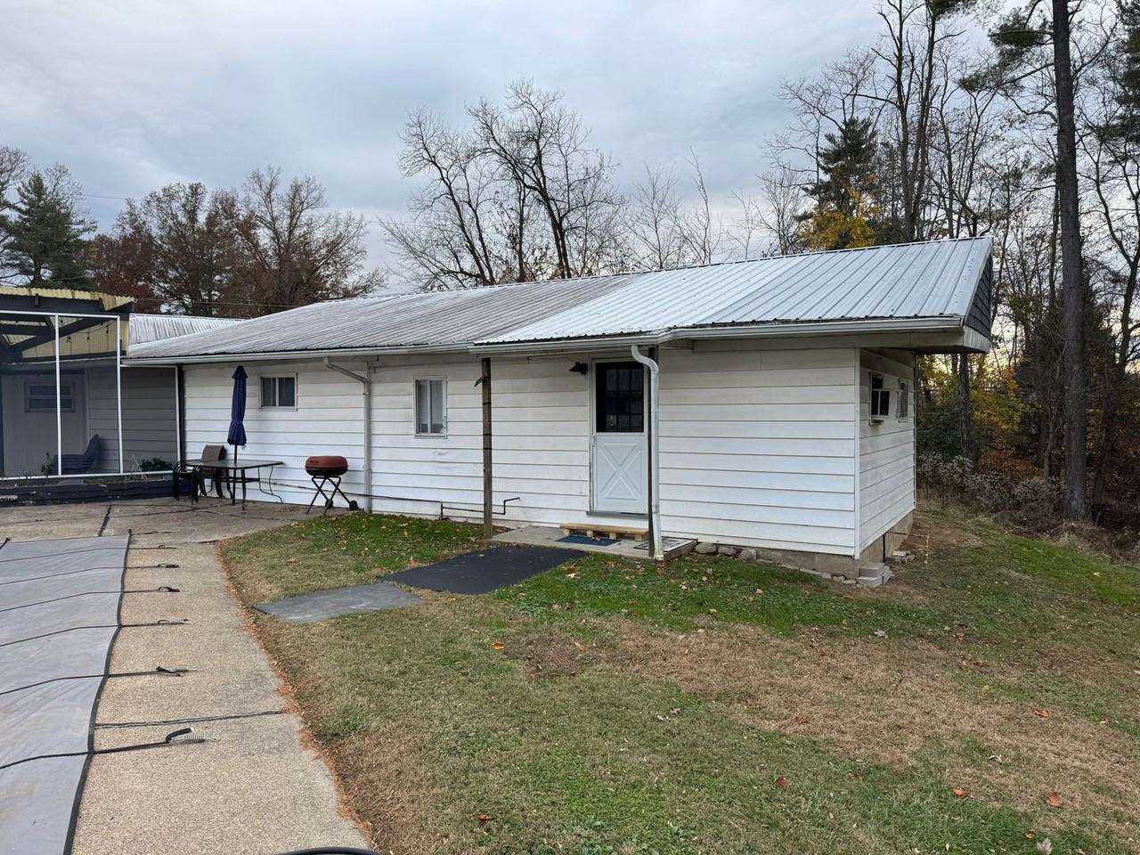 4813 Sayre Ave - Photo 2 of 14