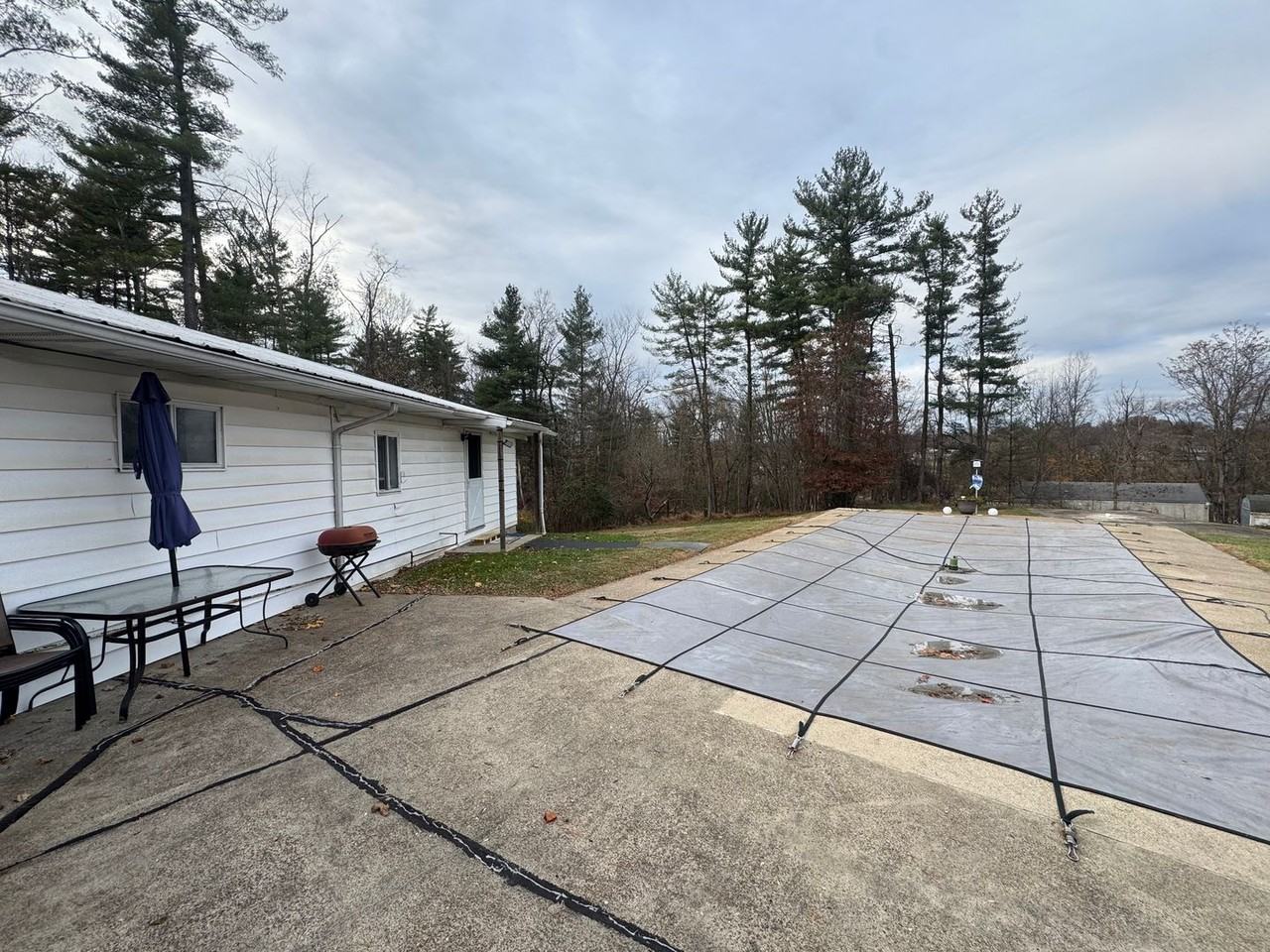 4813 Sayre Ave - Photo 3 of 14