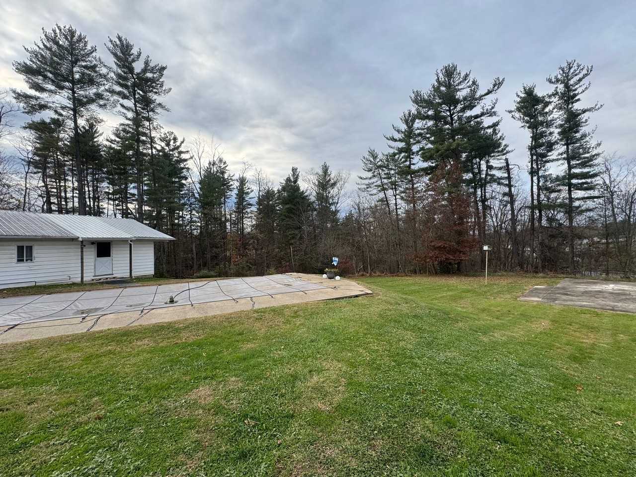 4813 Sayre Ave - Photo 4 of 14