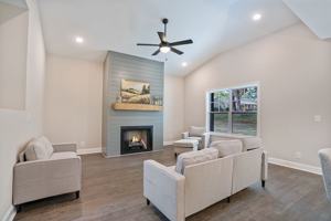 featured image of 3601 Westlake Dr