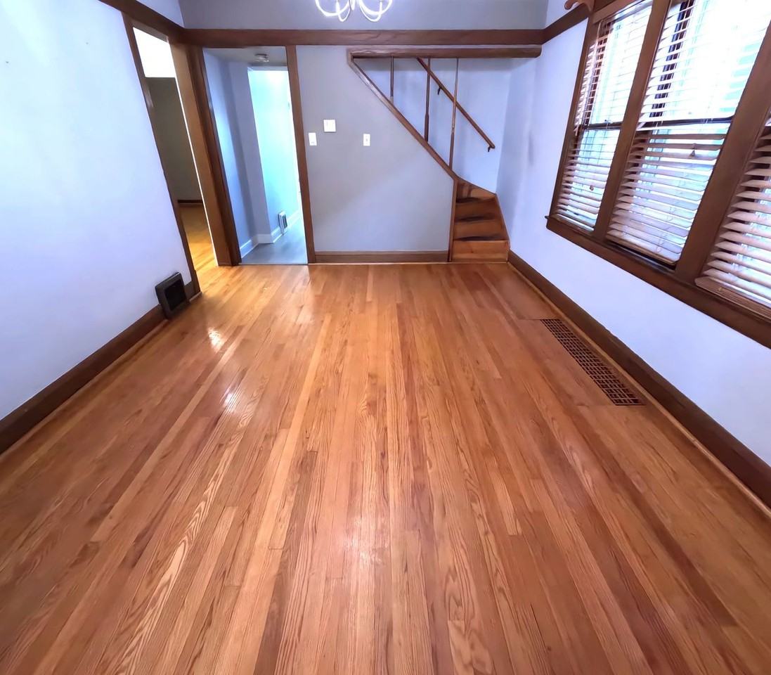 3117 North Mango Avenue - Photo 5 of 27