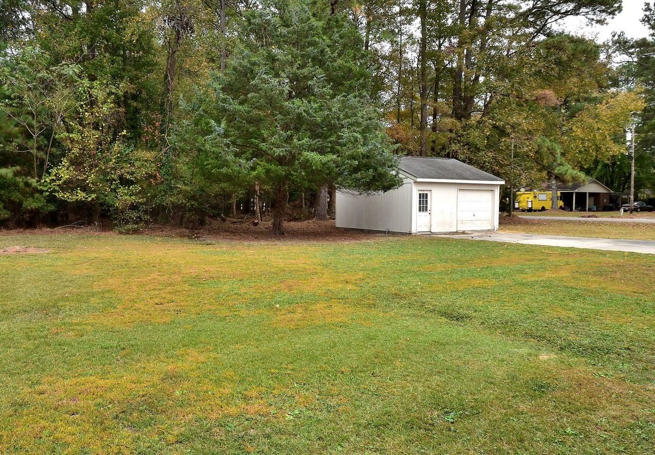 3645 Shenandoah Drive - Photo 3 of 23