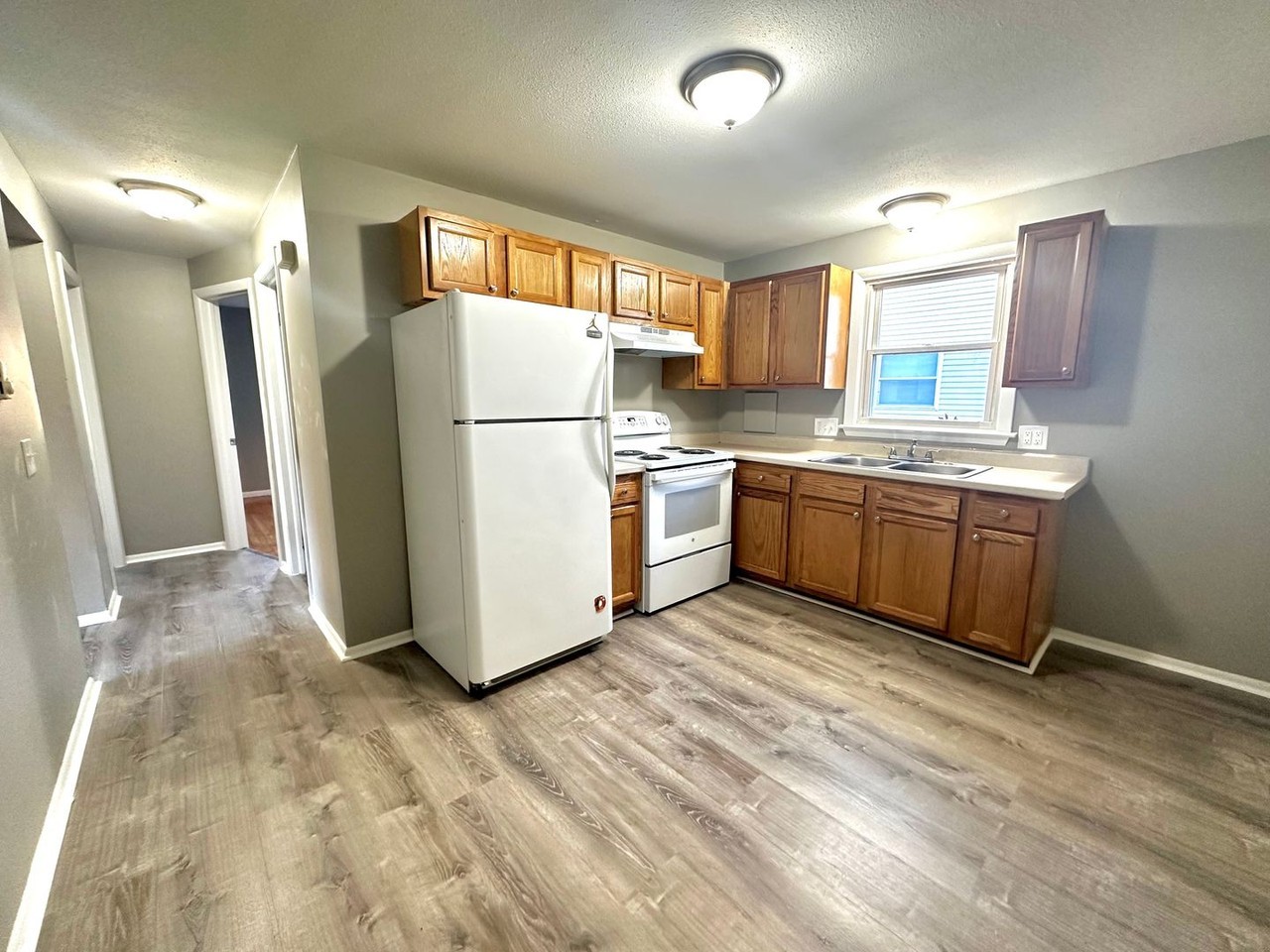 47 Price Street - Photo 3 of 13