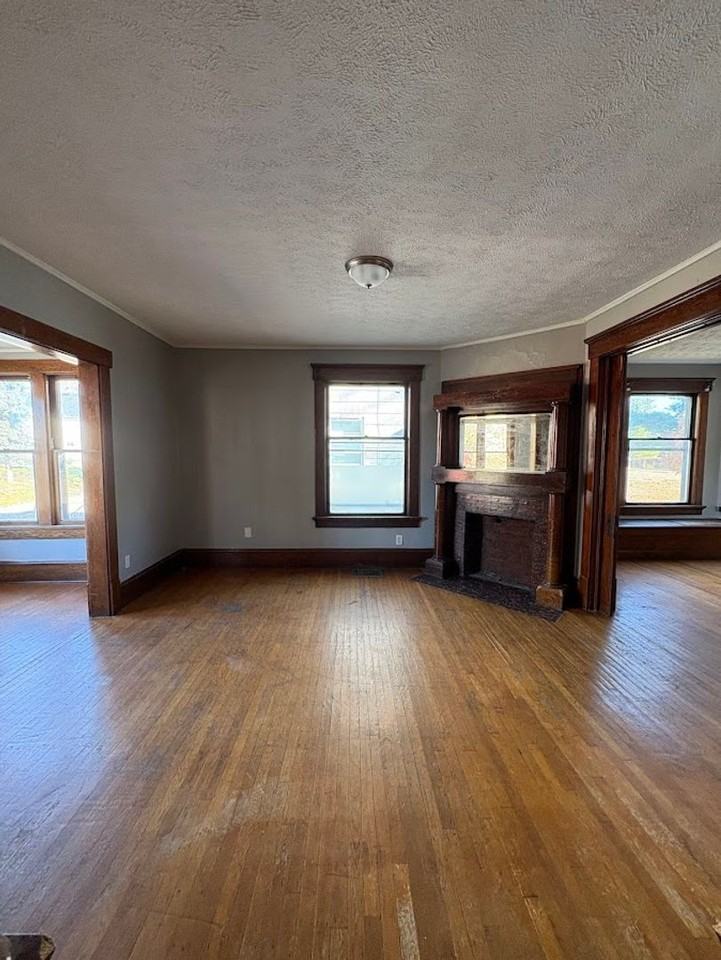 1016 Auburn Place Northwest - Photo 3 of 17