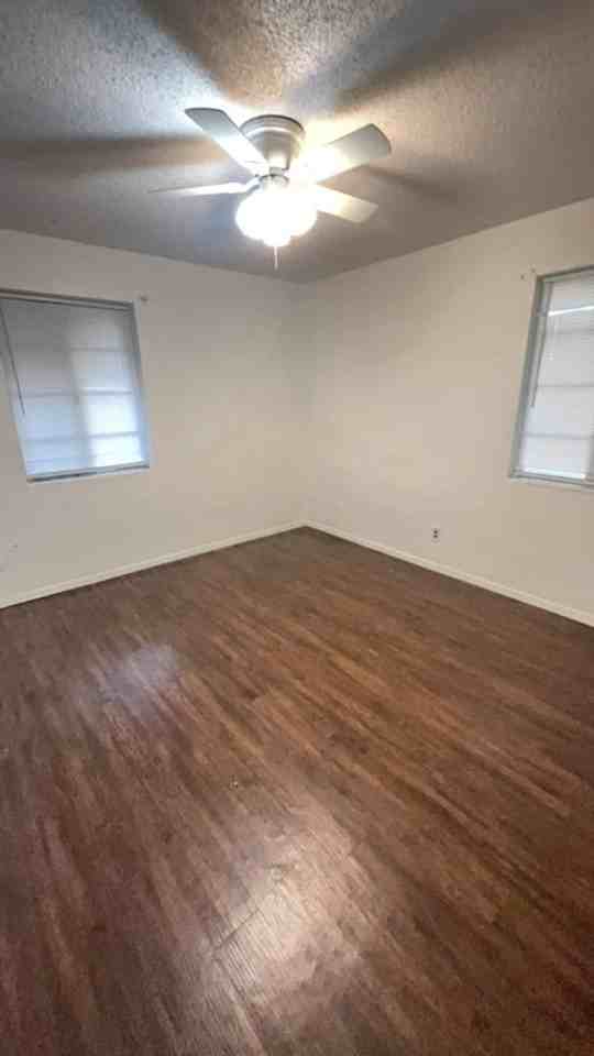 1324 West Rupe Avenue - Photo 3 of 6