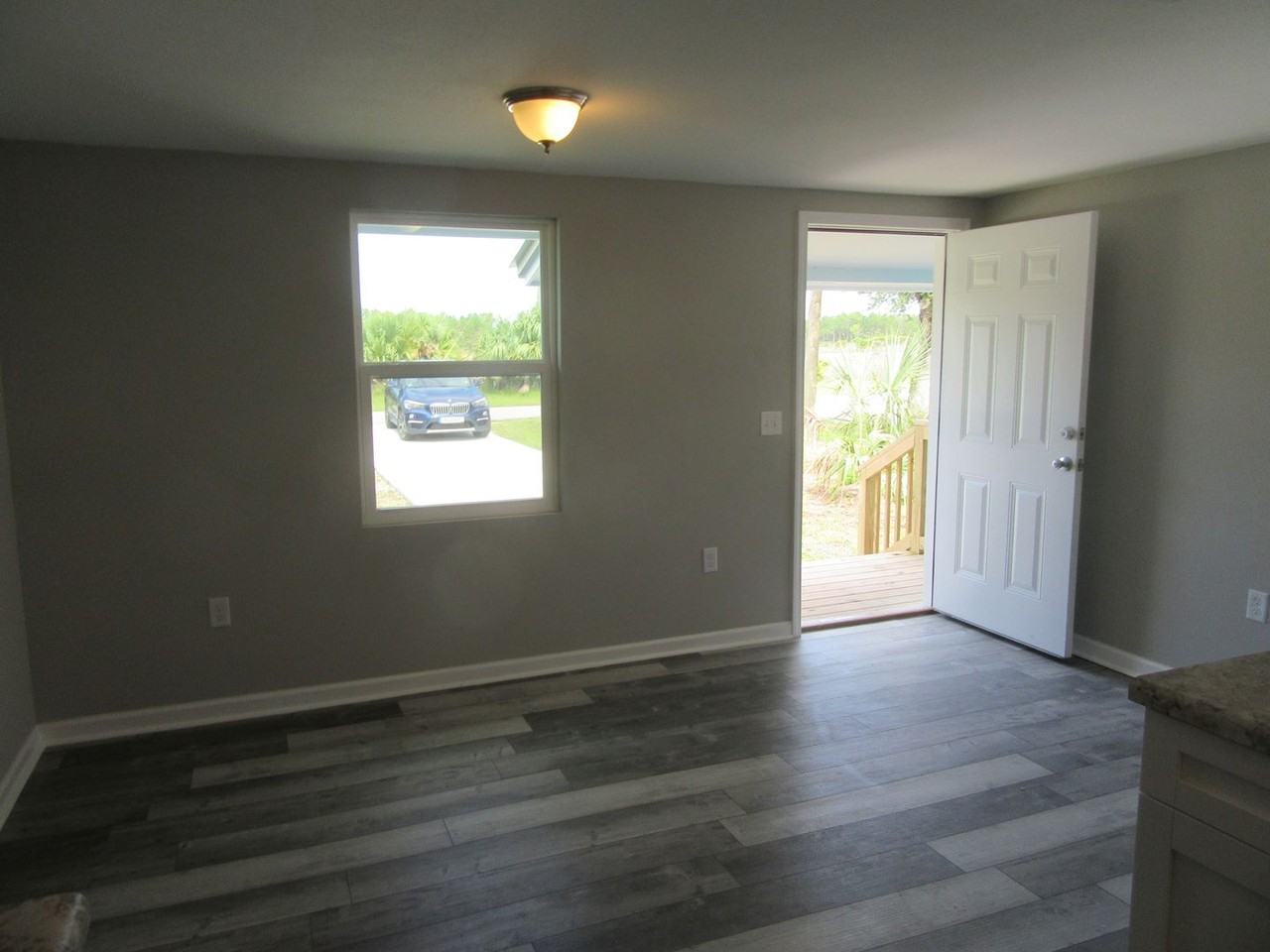 9823 Clarence Street - Photo 7 of 25