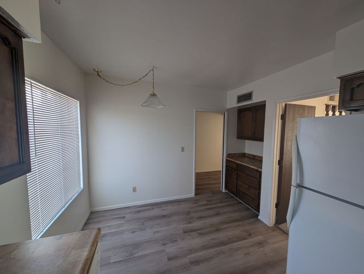 7610 E Helen St - Photo 5 of 23