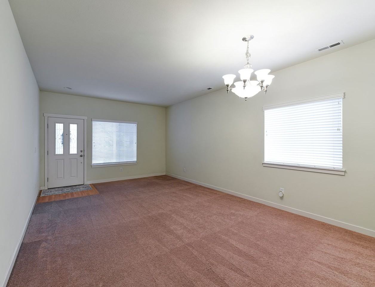 11921 Southeast 238th Place - Photo 5 of 23