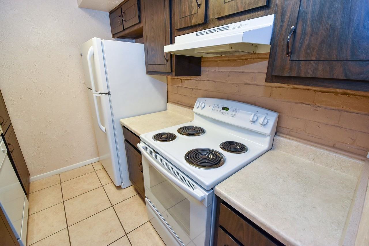 1512 Beaumont Rd - Photo 7 of 18