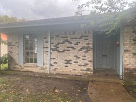 featured image of 1106 Yukon Drive