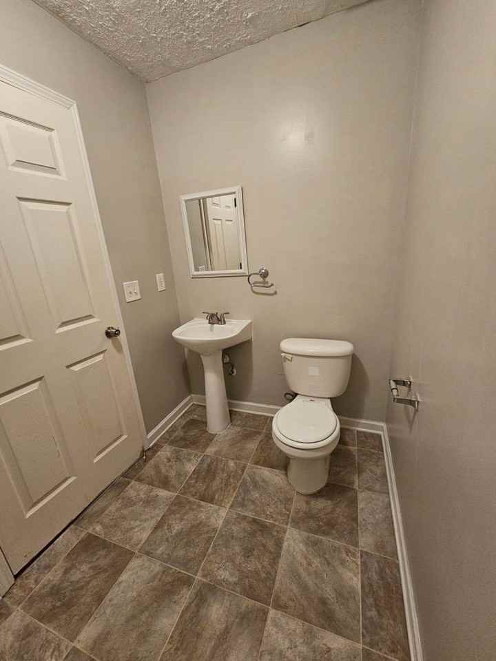 4311 Cap Davis Court - Photo 7 of 15