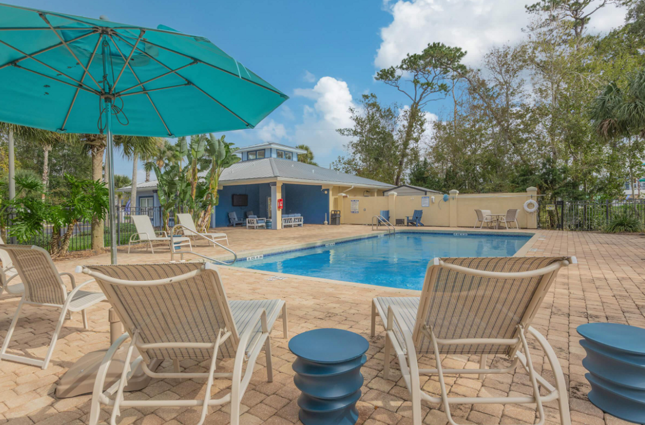 Villas at Atlantic Beach Apartments - Photo 4 of 9