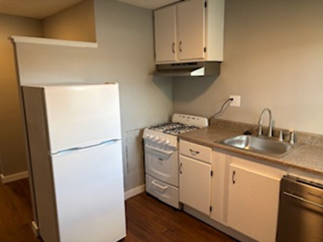 730 East Nutter Street - Photo 5 of 16