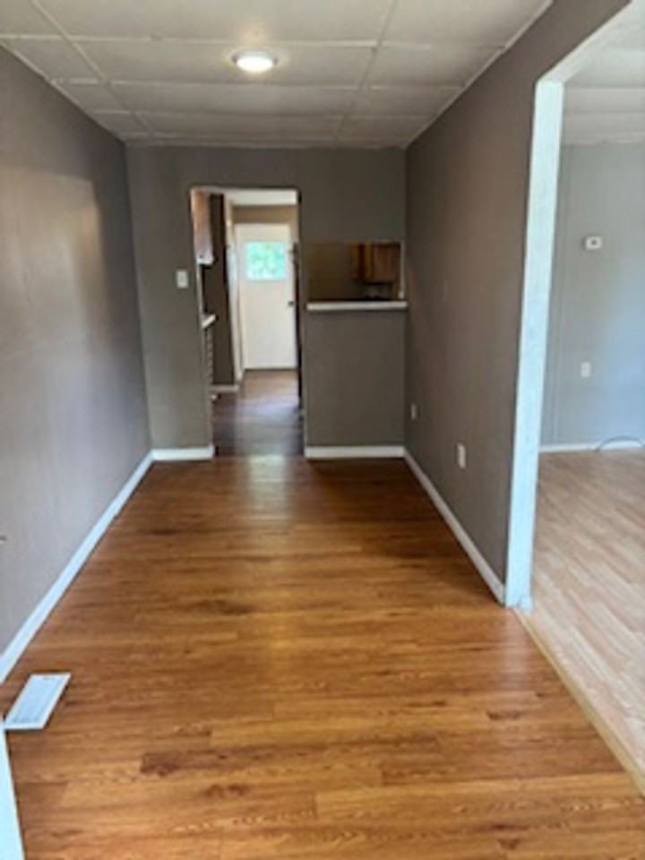 740 E Nutter St - Photo 2 of 16